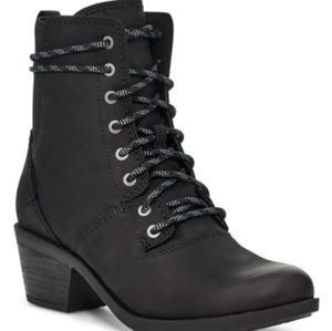 Teva Women's Anaya LaceUp Ankle Boot waterproof black, SIZE 11, fits like 9.5/10